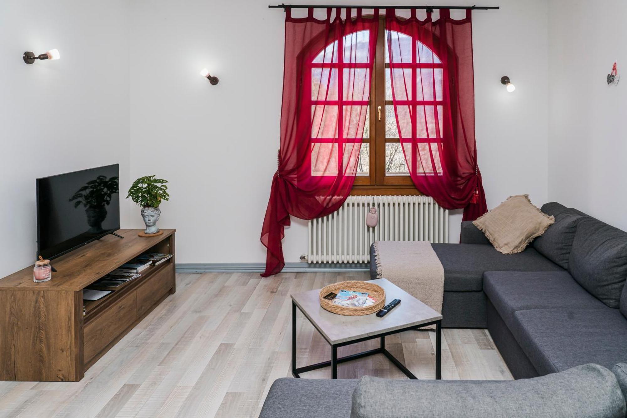 Al Borgo Apartment Pietramurata Ngoại thất bức ảnh